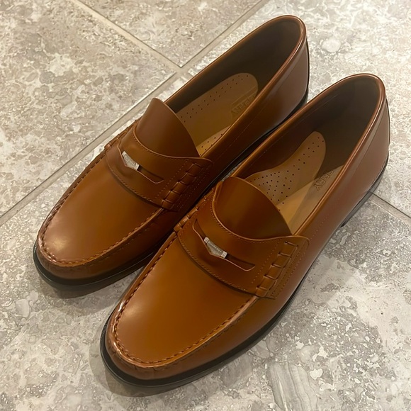 Burberry Brown Coin Loafers in Warm Oak Brown, Size EU42 UK8 US9 New w/Dust Bag - Picture 10 of 16